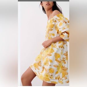 NWT $245 BA&SH Nabi Floral Off Shoulder Mini Dress, Size M.